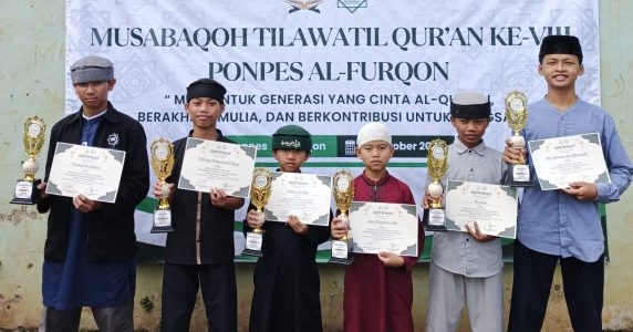 MUSABAQOH  TILAWATUL QUR'AN KE-VIII